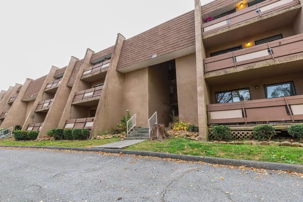 2-Bed, 1-Bath Apartment Near I-24, Great Location Chattanooga Exterior photo